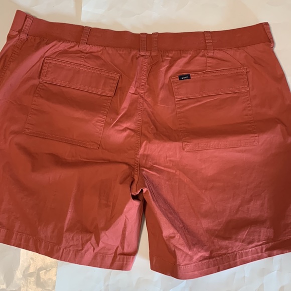 Lee misses utility shorts mid rise regular fit cinnamon color size 22M - Picture 5 of 9